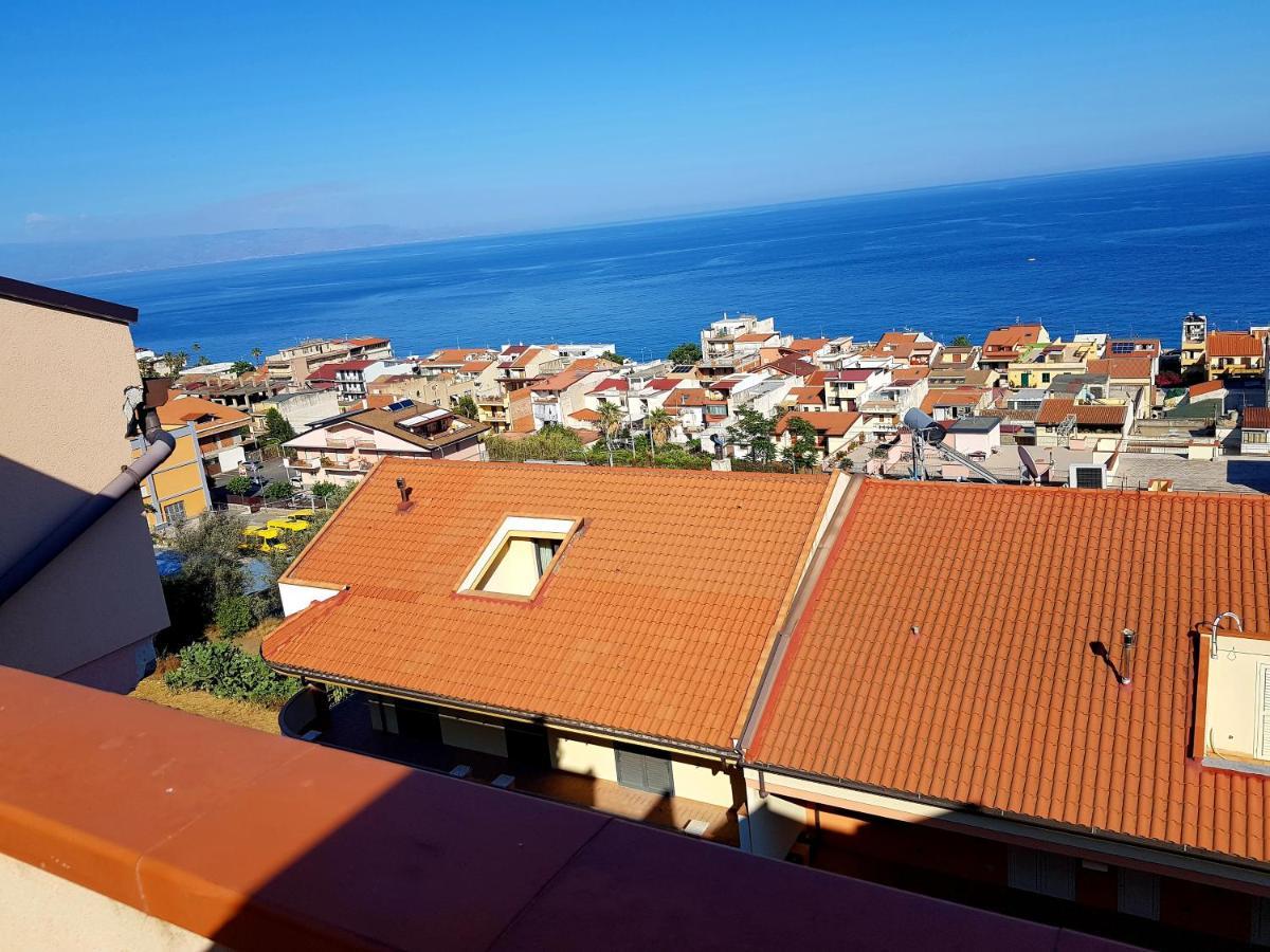 Panoramic House -Santa Teresa Di Riva- Bandiera Blu Zewnętrze zdjęcie
